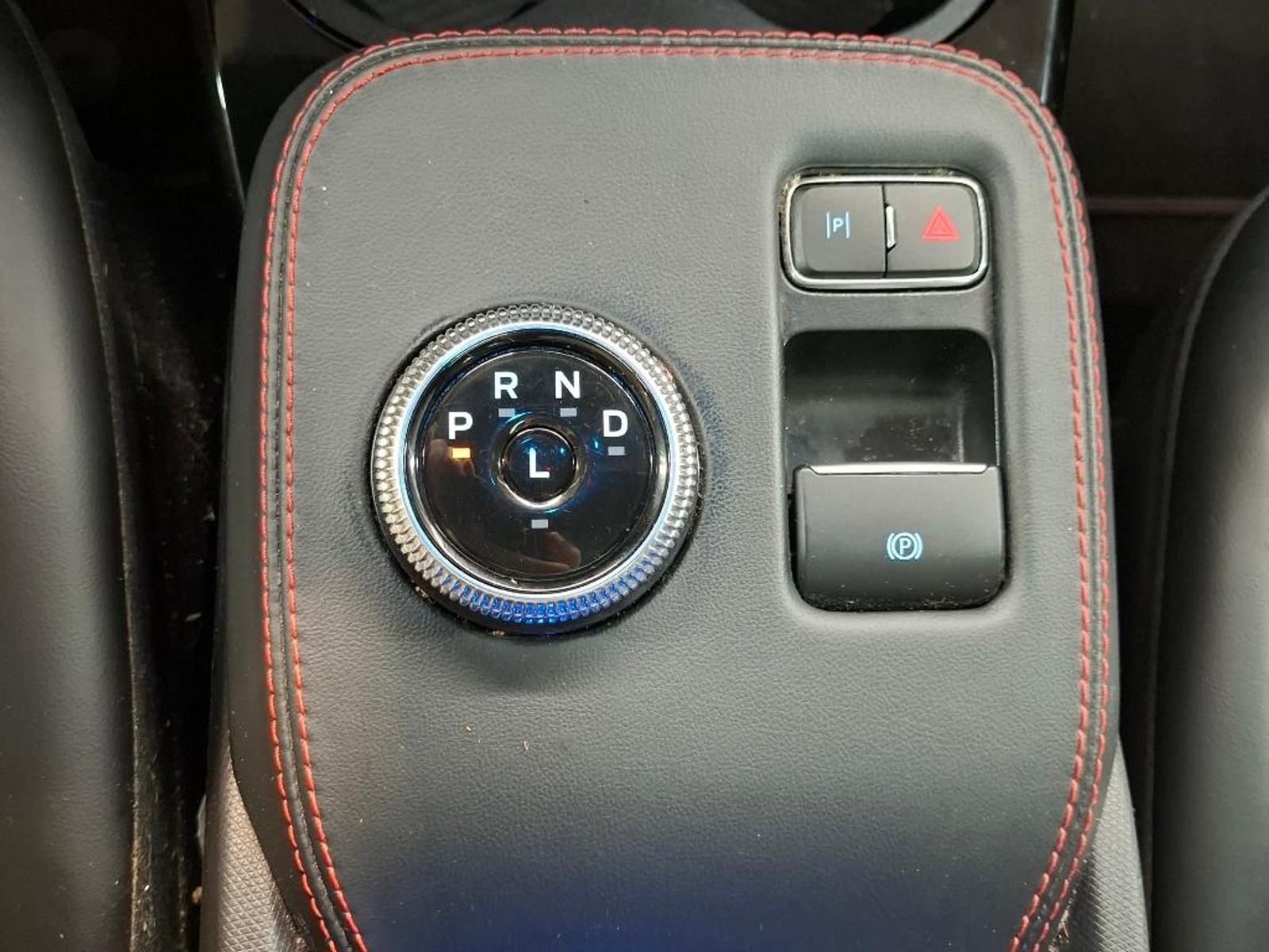 Foto 16 van Ford Mustang