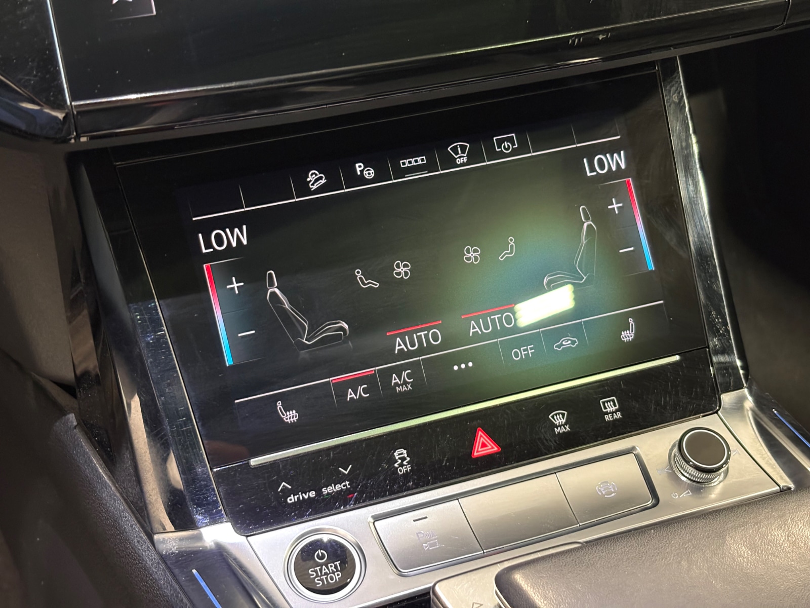 Foto 15 van Audi e-tron