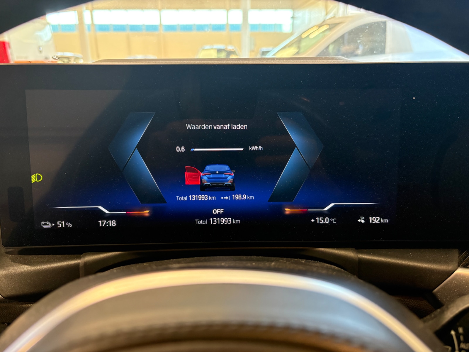Photo 15 of BMW i4