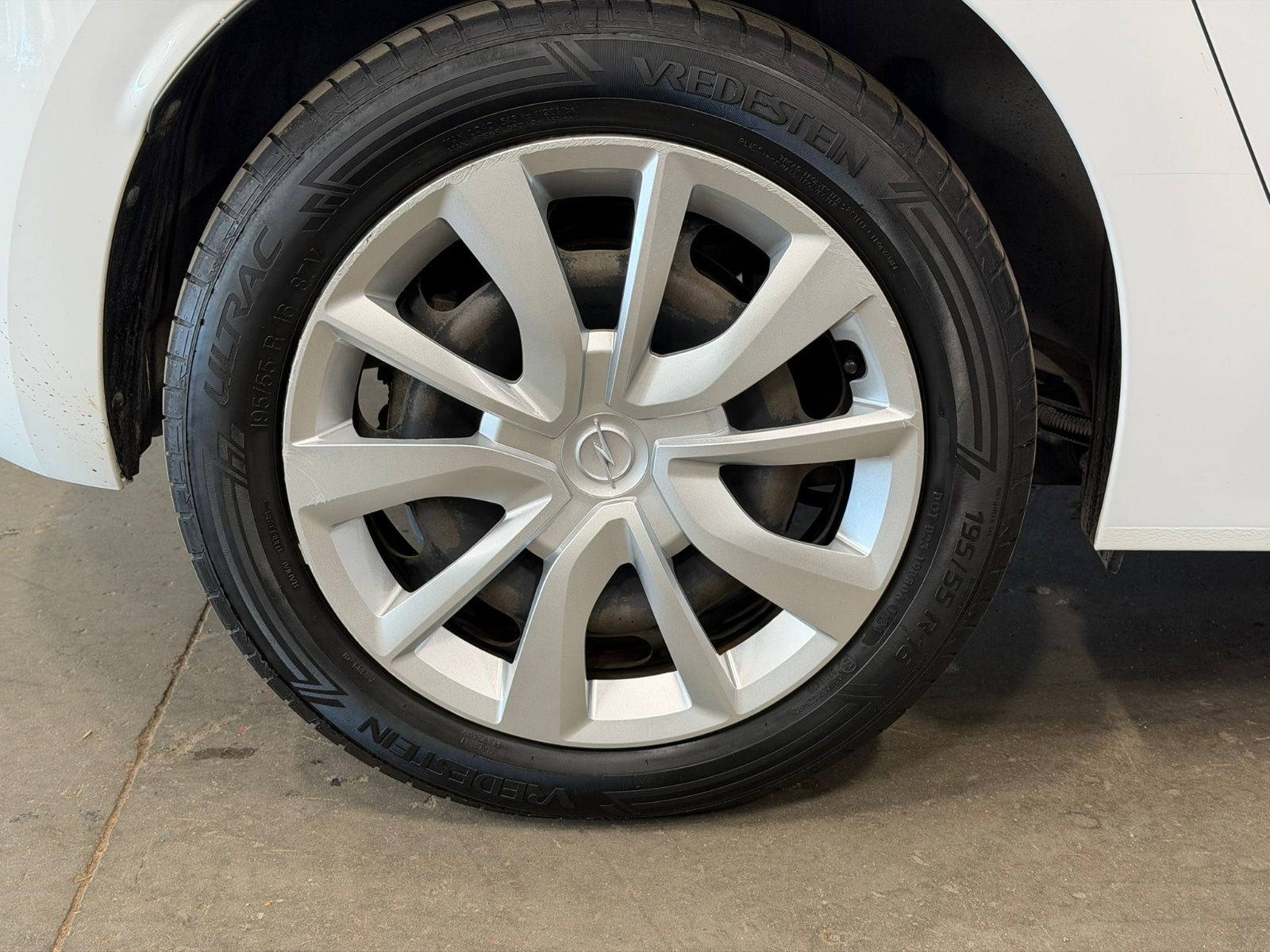 Foto 11 van Opel Corsa -e