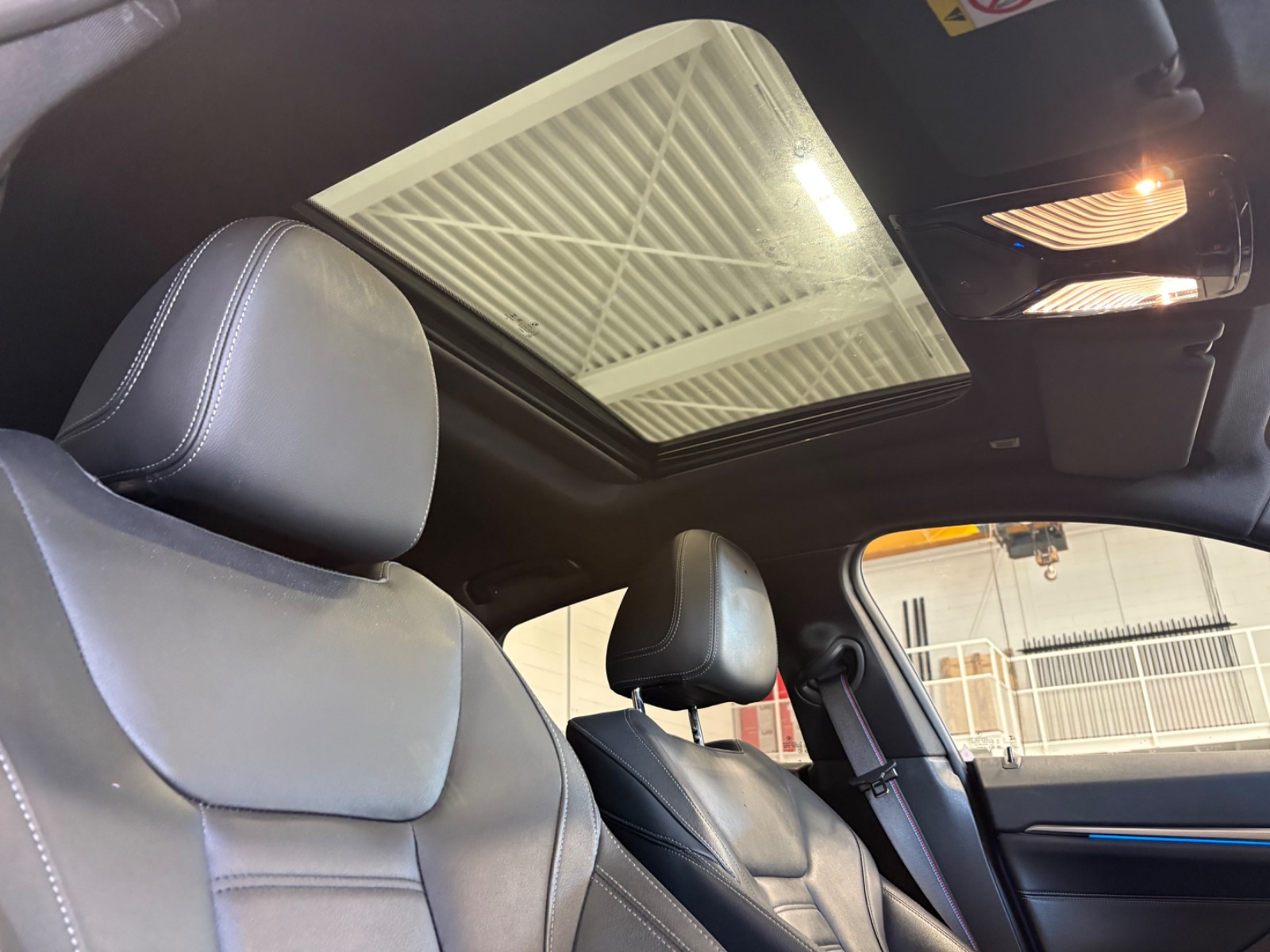 Photo 6 of BMW i4