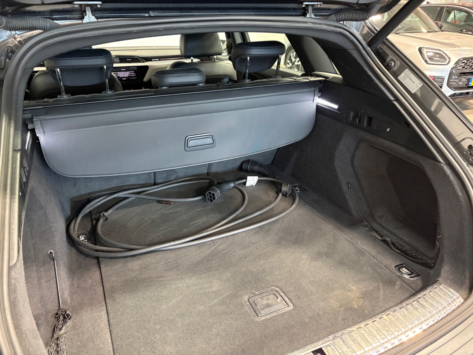 Foto 4 van Audi e-tron