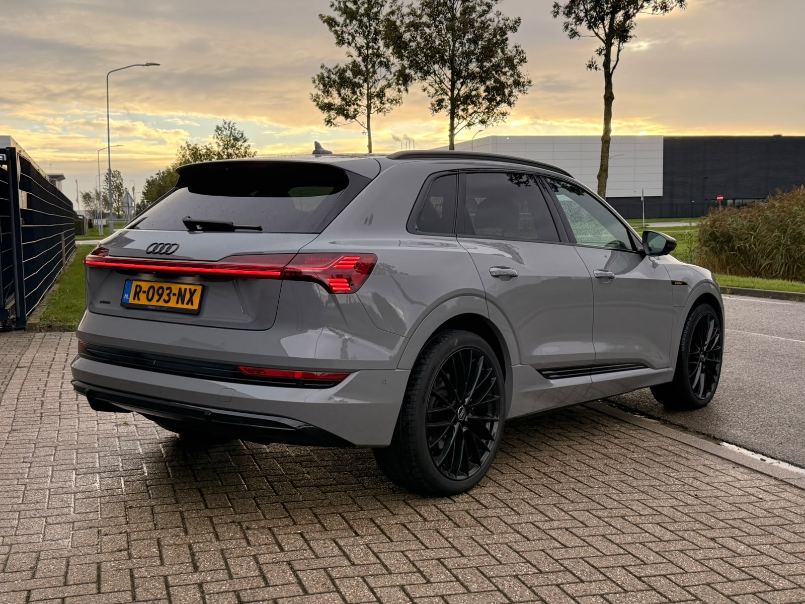 Foto 9 van Audi e-tron