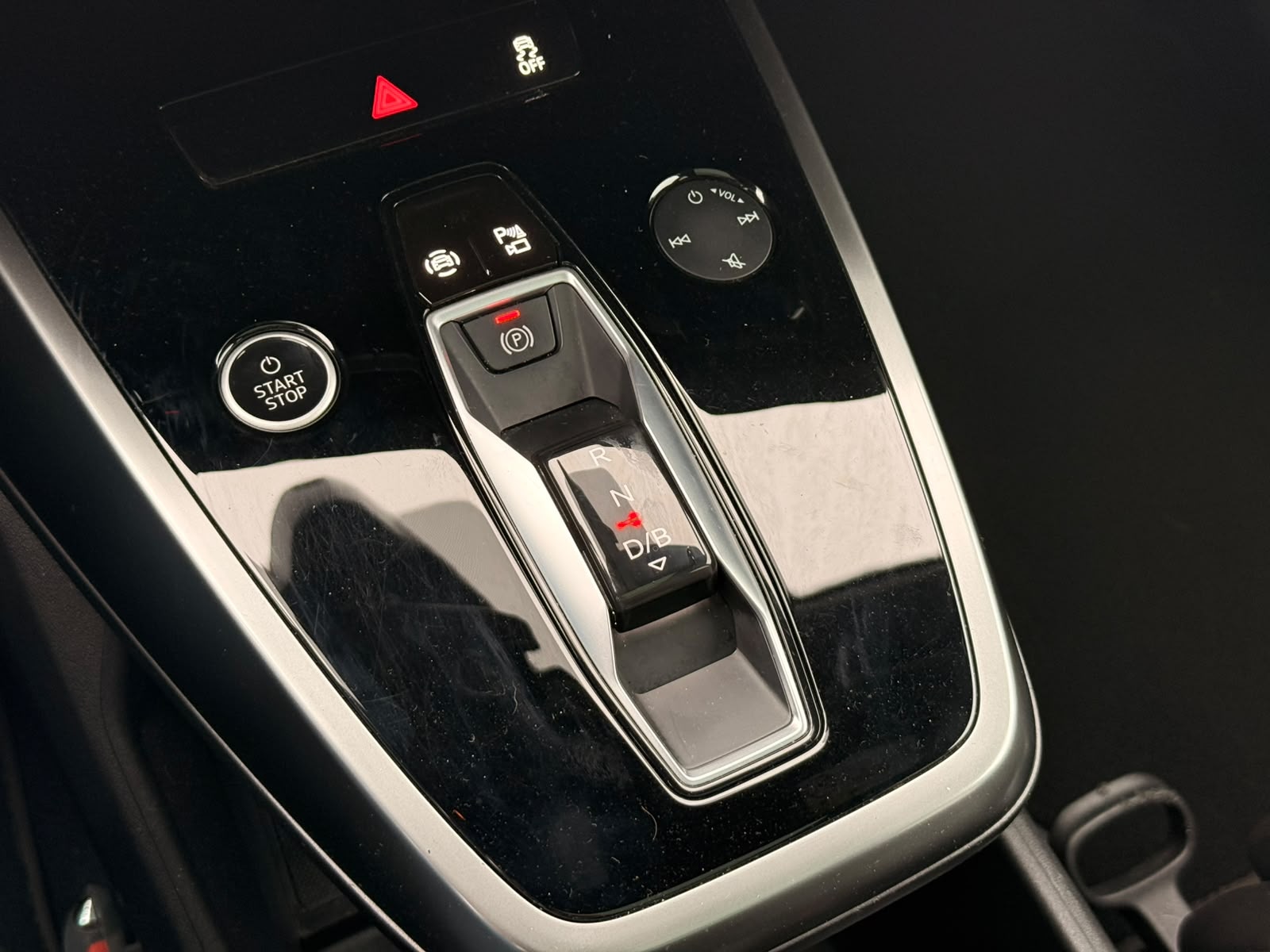 Foto 14 van Audi Q4 e-tron