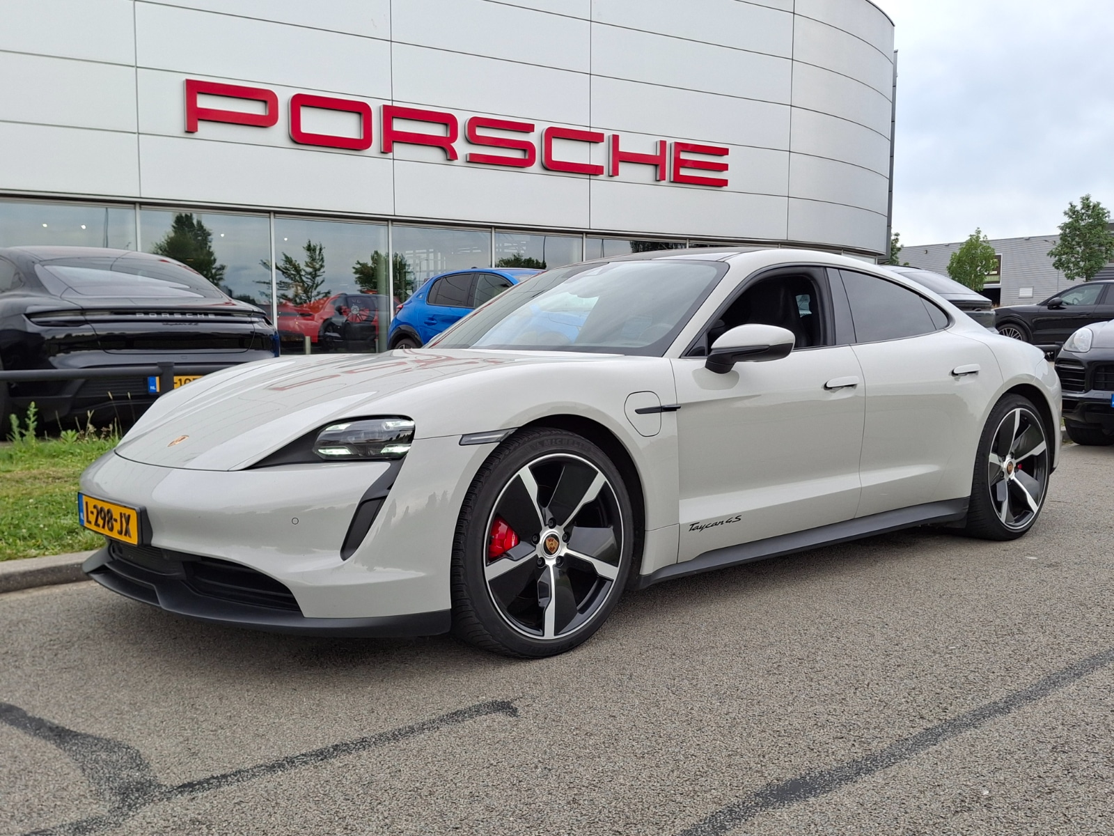 Foto 20 van Porsche Taycan